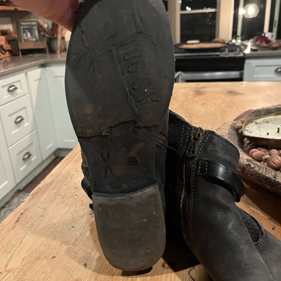 Size 41 A.S. 98 charcoal leather booties with buckle. Super cute!! - Picture 3 of 4